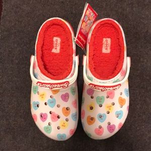 Crocs Classic Lined Sweethearts Clog | NWT | Size J 6